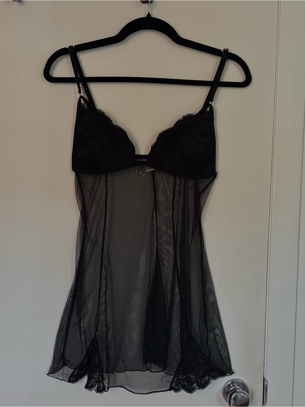 La SENZA Black Lace & Mesh Chemise